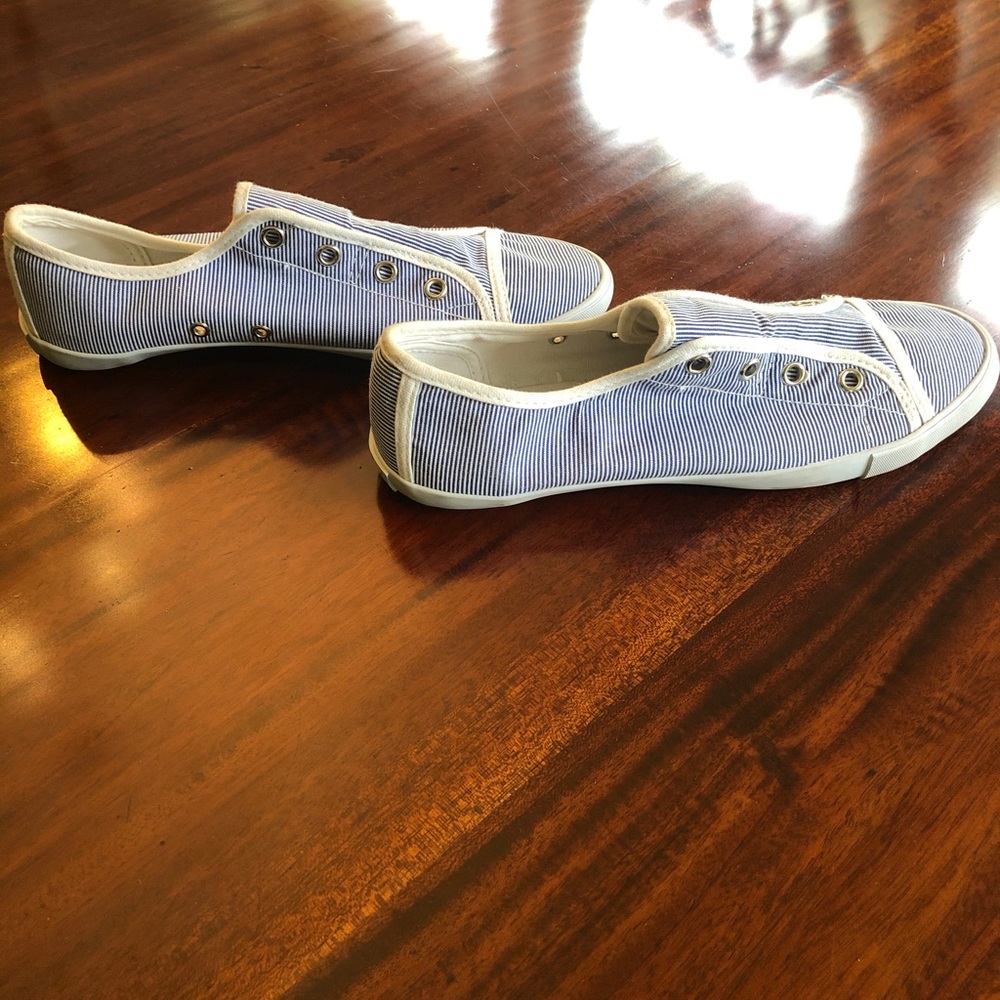 Slip-on Canvas sneakers. NWOT